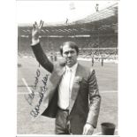 Football Howard Kendall signed 8x6 black and white photo pictured while manager of Everton. Good