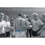 Gordon Banks 1966, Football Autographed 12 X 8 Photo, A Superb Image Depicting West German Captain
