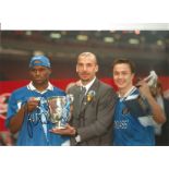 Frank Sinclair Chelsea Signed 12 x 8 inch football photo. Good Condition. All autographed items are