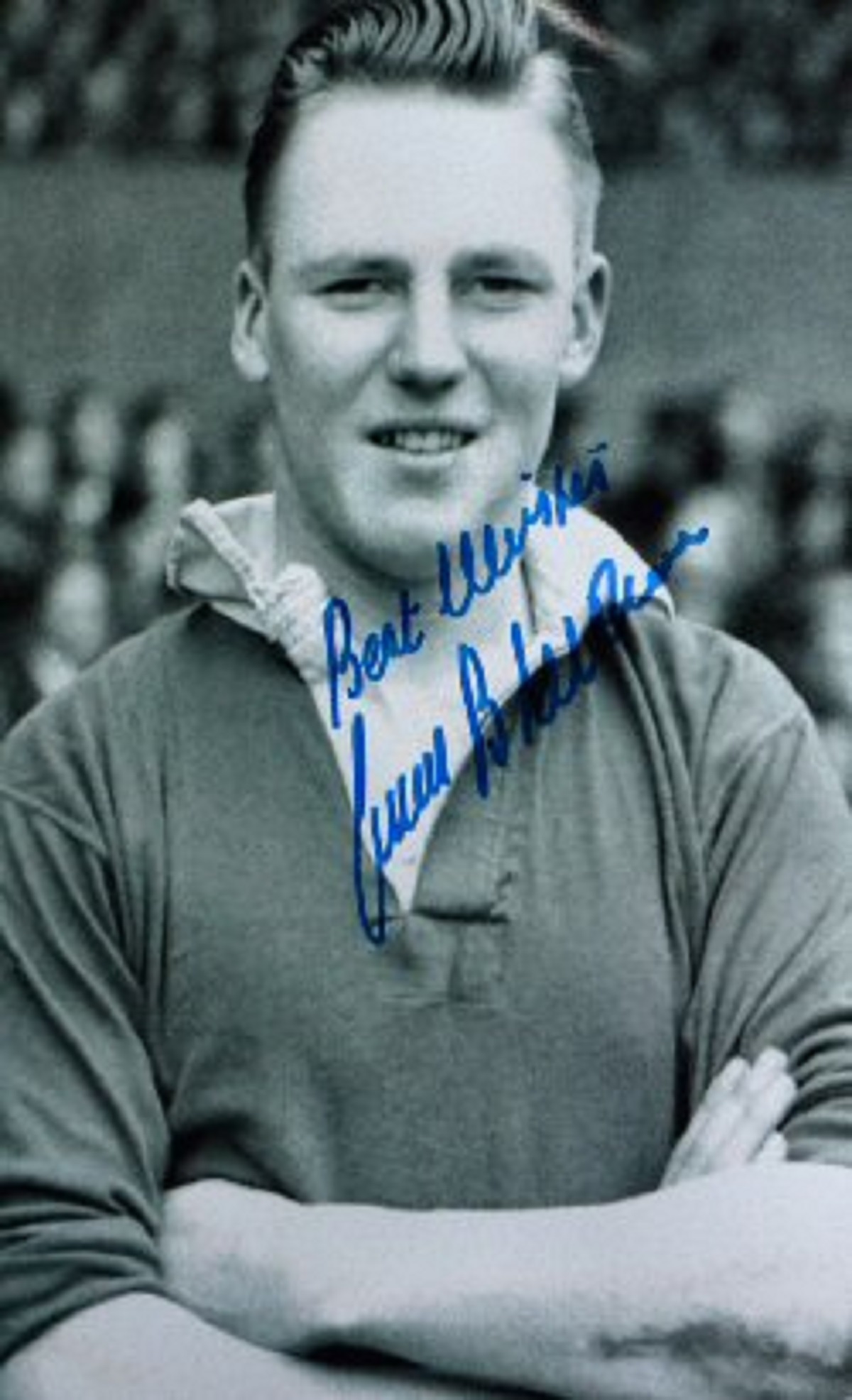 Frank Blunstone Chelsea Signed 12 x 8 inch football photo. Good Condition. All autographed items are