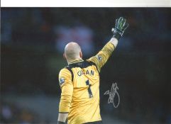 Brad Guzan Aston Villa Signed 12 x 8 inch football photo. Good Condition. All autographed items