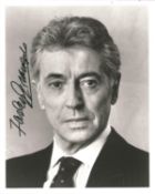 Farley Granger signed 10x8 black and white photo. Farley Earle Granger Jr. ,July 1, 1925 – March 27,