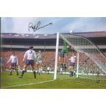 BOBBY LENNOX 1967, football autographed 12 x 8 photo, a superb image depicting Lennox going close