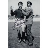 JUST FONTAINE 1958: Autographed 6 x 4 photo, depicting JUST FONTAINE, the French forward who