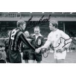 FA CUP FINAL 1969: Autographed 6 x 4 photo, depicting Leicester City captain DAVID NISH and his