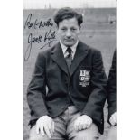 JACK KYLE 1950: Autographed 6 x 4 photo, depicting Ireland's fly-half JACK KYLE posing for