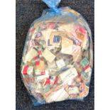 Worldwide stamp collection glory bag hundreds of stamps used cleaned mostly 1930s, 40s and 50s