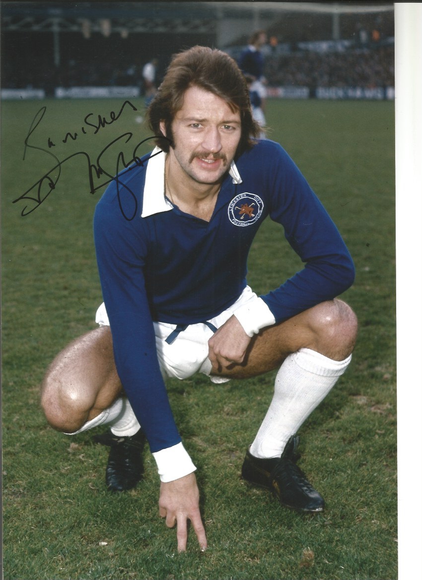 Frank Worthington Leicester City Signed 10 x 8 inch football photo. This item is from the stock of