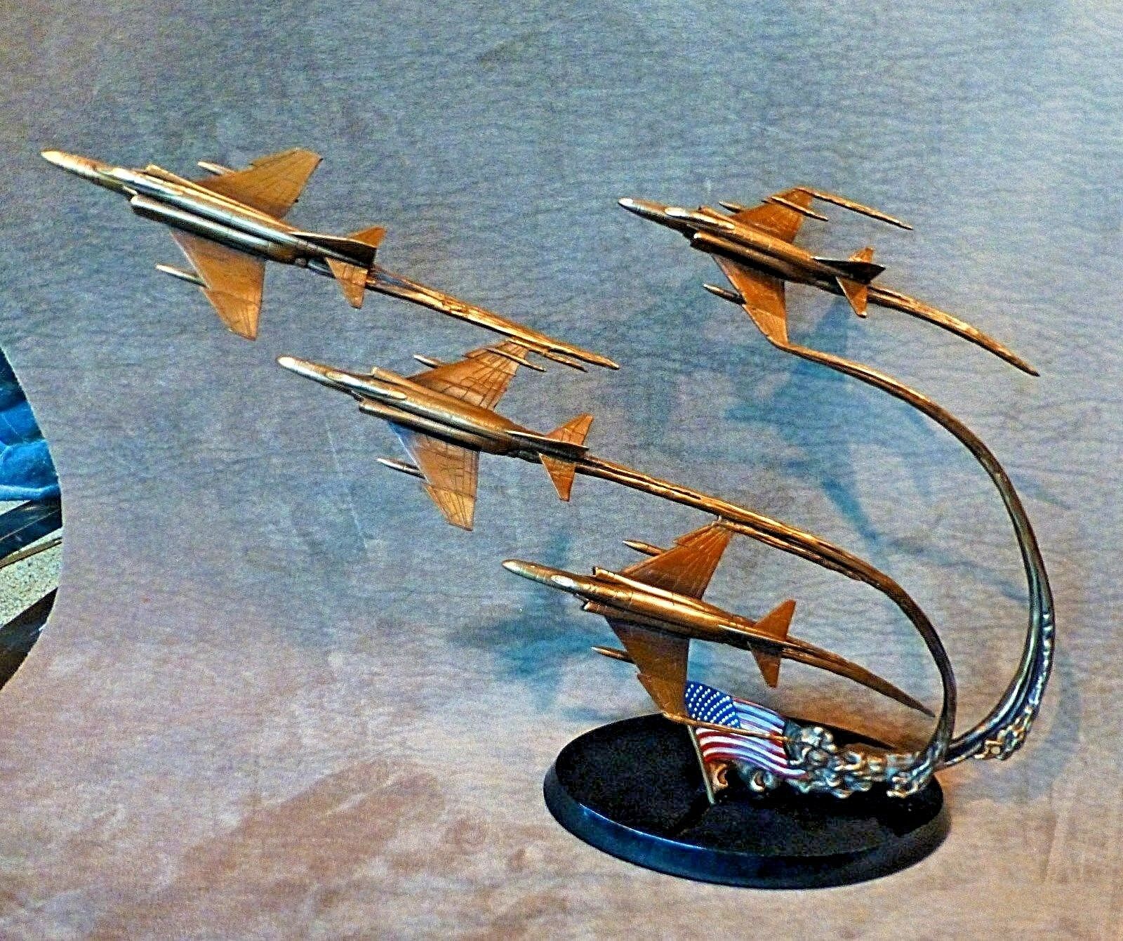 Flight of Remembrance Bronze Sculpture Franklin Mint Ltd Edition By Jim Dietz. This is a superb,