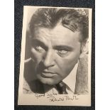 Richard Burton signed 6 x 4 inch b/w photo. Condition 8/10