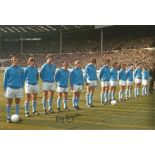 RAY GRAYDON 1975, football autographed 12 x 8 photo, a superb image depicting Aston Villa players
