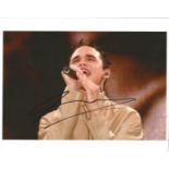 Gareth Gates signed 10x8 colour photo. Gareth Paul Gates (born 12 July 1984) is an English singer-