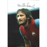 Frank Lampard senior West Ham Signed 12 x 8 inch colour football photo. Good Condition. All