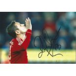 Rafinha Bayern Signed 12 x 8 inch football photo. Good Condition. All autographs come with a