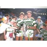 Mick McCarthy Celtic Signed 12 x 8 inch football photo. Good Condition. All autographs come with a