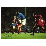 Kevin Campbell Everton Signed 16 x 12 inch football photo. Good Condition. All autographs come
