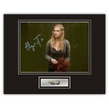 Stunning Display! The 100 Eliza Taylor hand signed professionally mounted display. This beautiful