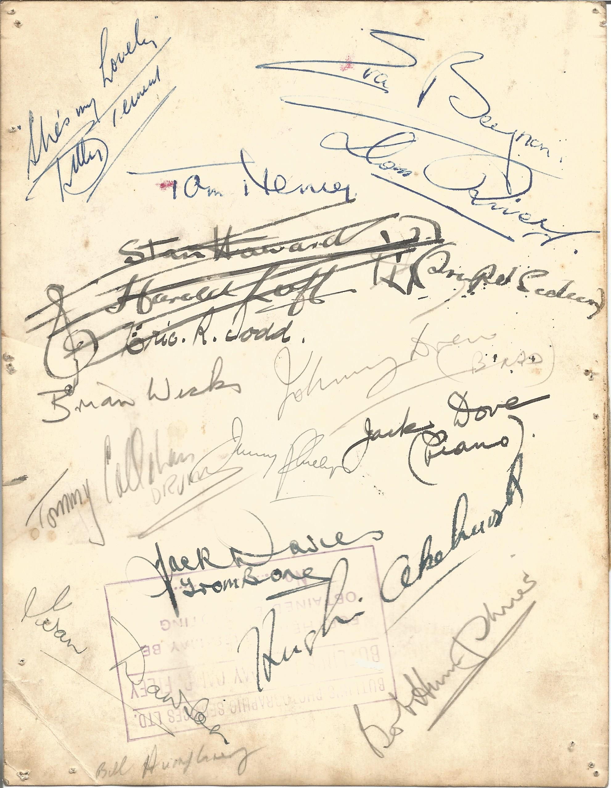 Billy Ternant Orchestra 19 signatures on reverse signed 8.5 x 6.5 inch b/w band photo Condition 5/ - Image 2 of 2