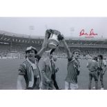 KEVIN MORAN 1985, football autographed 12 x 8 photo, a superb image depicting Moran and team mate