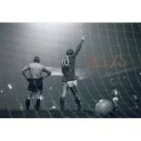 DENIS LAW 1968, football autographed 12 x 8 photo, a superb image depicting the Man United centre-