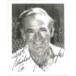 Rod Taylor signed 5x3 black and white photo. Australian/American actor. Starred in over 50 films