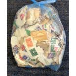 Worldwide stamp collection glory bag hundreds of stamps used cleaned mostly 1930s, 40s and 50s