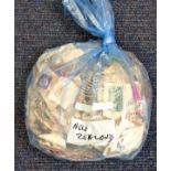 New Zealand stamp collection glory bag hundreds of stamps used mostly 1930s, 40s and 50s mounted may