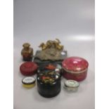 Various small boxes including Russian lacquer, two bronze putto mounts, Chinese lacquer box and