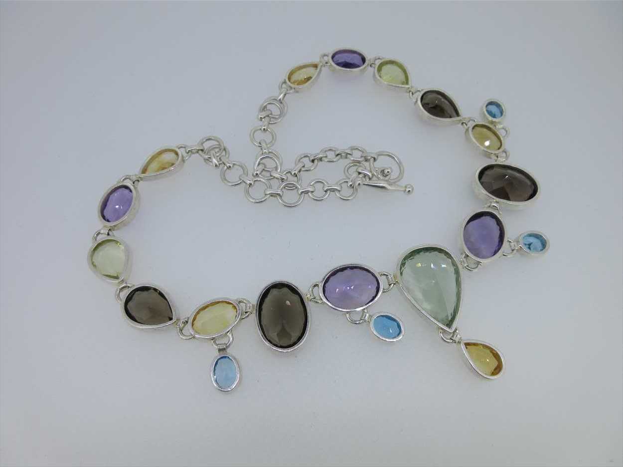 A multi gem necklace set in silver, - Image 2 of 5