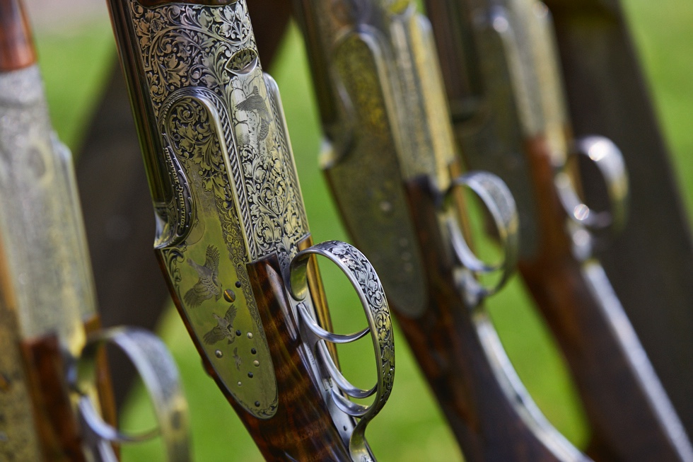 Holland & Holland luxury clay shoot for two people including a champagne lunch - Image 2 of 5