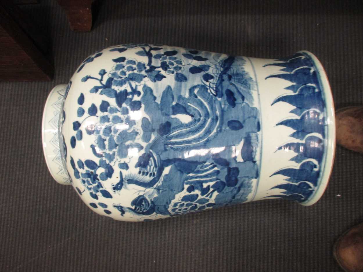 A Chinese blue and white porcelain large vase and cover, 20th century, - Image 6 of 9