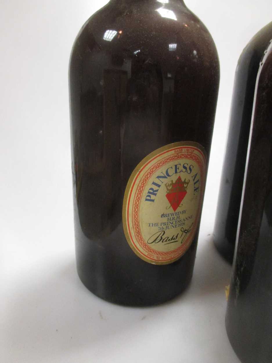 6 'Bass' beer bottles, 1977, 1978 & 1902. (6) - Image 3 of 4