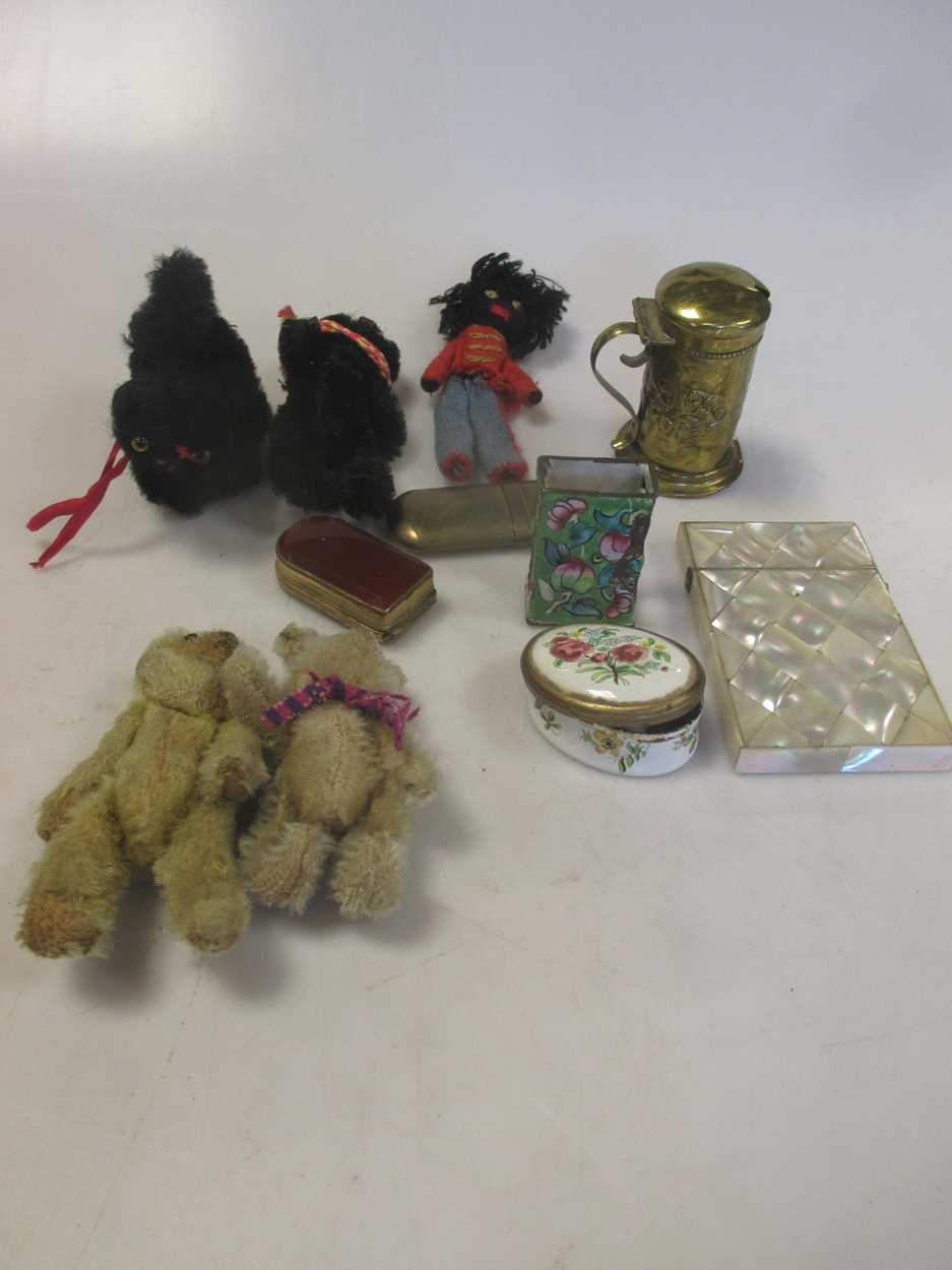 5 early 20th century miniature teddy bears/cats/golly, and a bag of miscellaneous items including