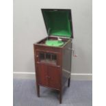 An Aeolian Vocalion cabinet Gramophone, Reg No: 653254 112 x 50 x 56cm