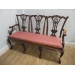 A Georgian style chair back settee 100x 144x 48cm