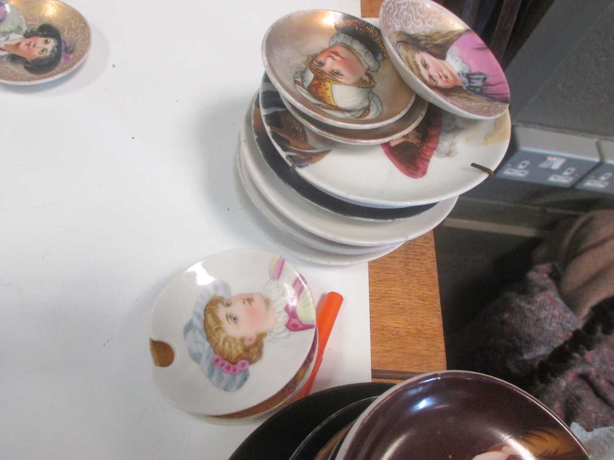 A collection of continental small cabinet plates variously decorated with portraits - Image 2 of 3