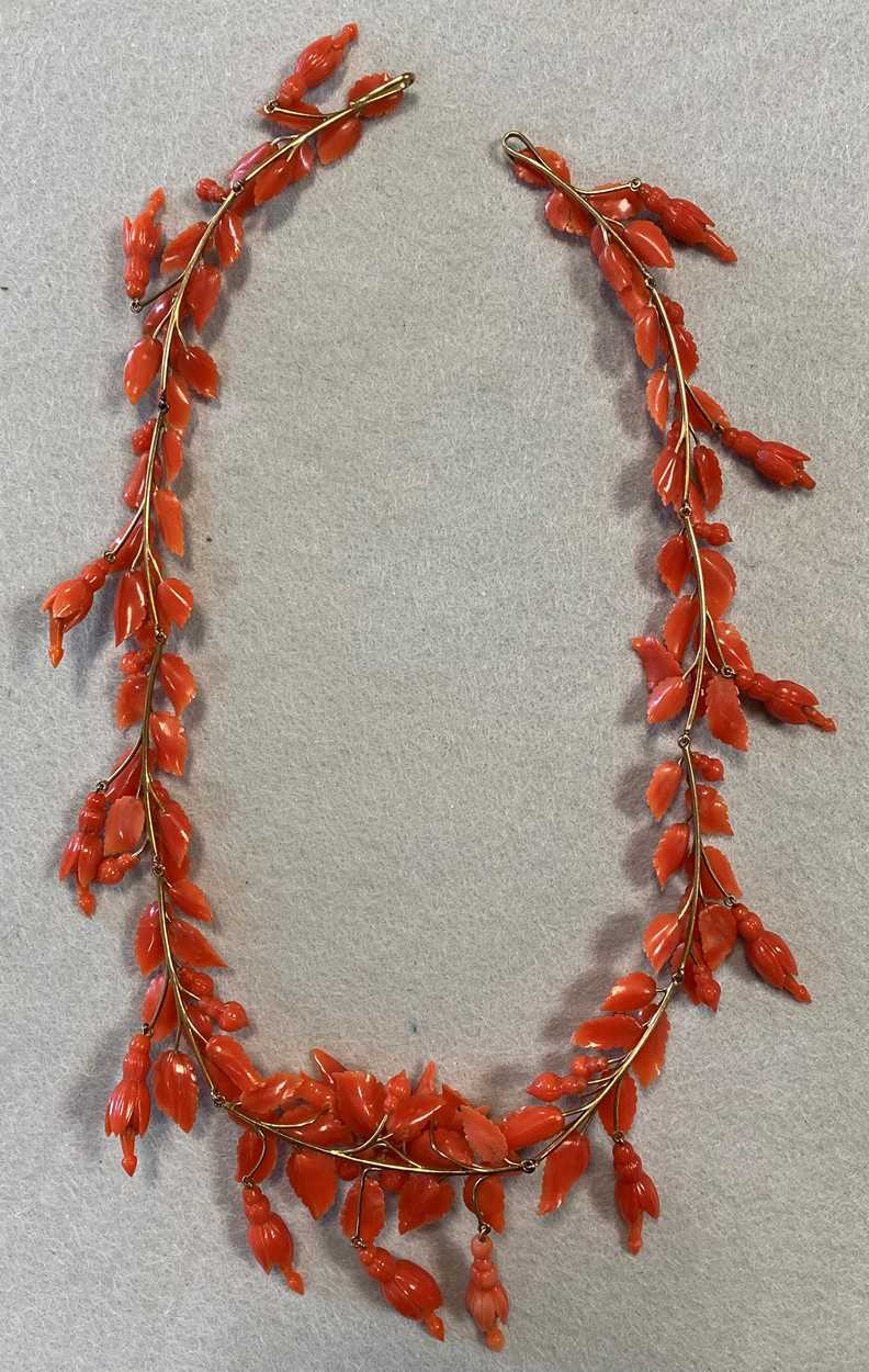 A suite of carved coral jewellery, - Image 4 of 10