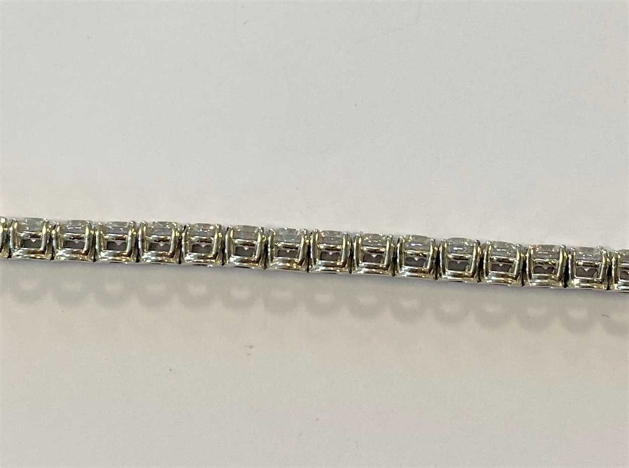 A diamond line bracelet set in white gold, - Image 3 of 4