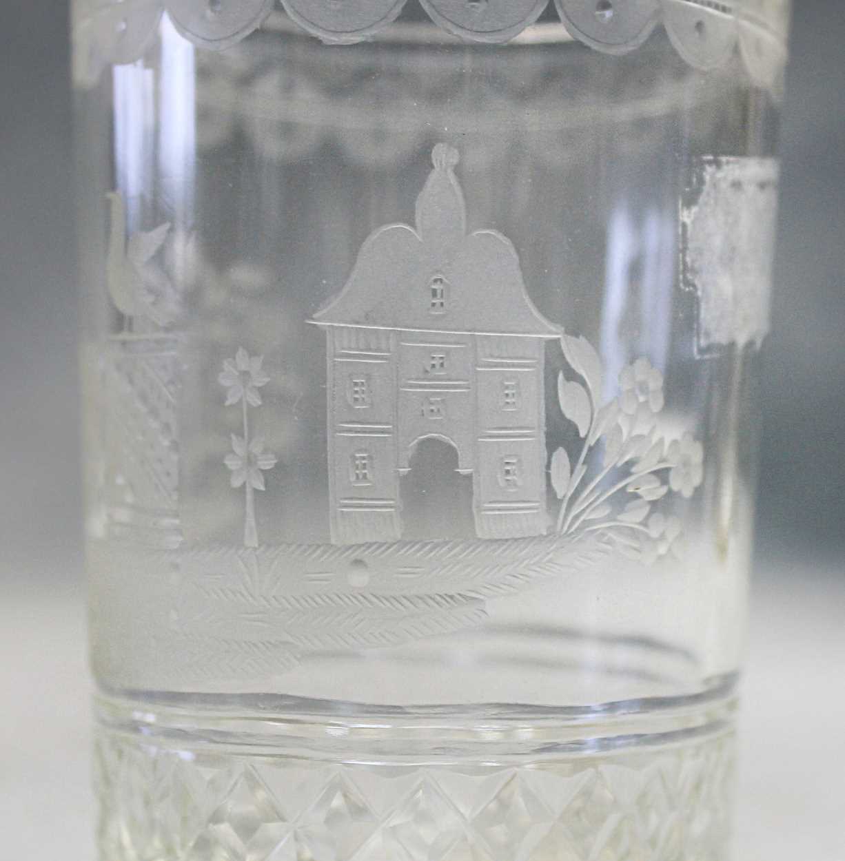 An 18th century drinking glass, possibly Russian, - Image 9 of 11