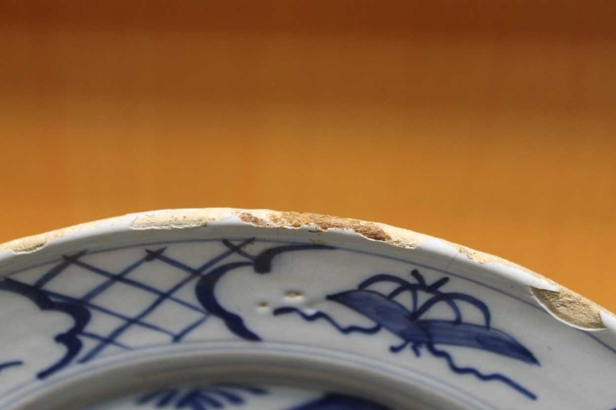 A pair of 18th century Delft blue and white dishes, - Image 4 of 5