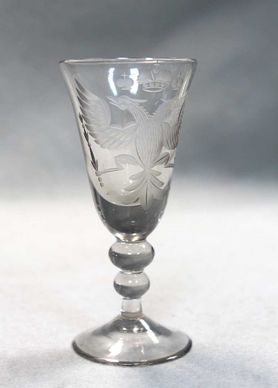 An 18th century drinking glass, possibly Russian, - Image 5 of 11