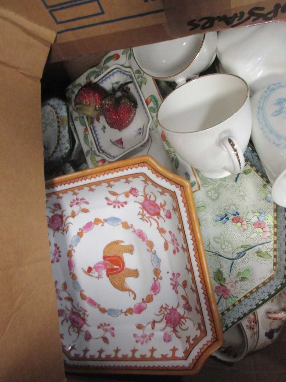 A collection of porcelain, to include a Wedgwood 'Chantecler' pattern part dinner service. Christian - Image 18 of 18
