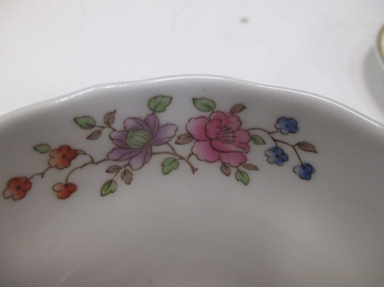 A Royal Worcester Royal Garden 1969 part tea service with rose decoration - Image 6 of 6