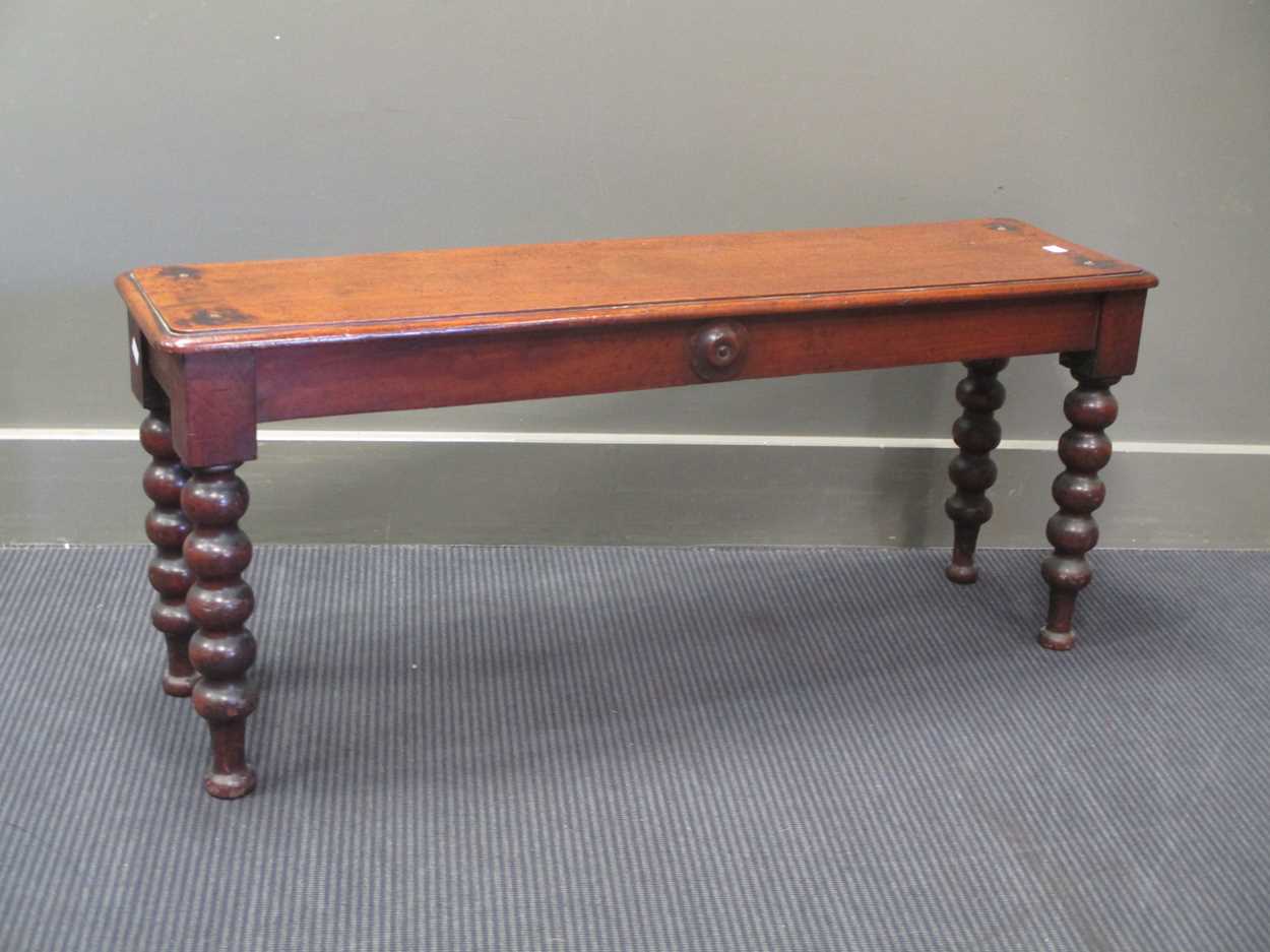 A 19th century hall bench (adapted)