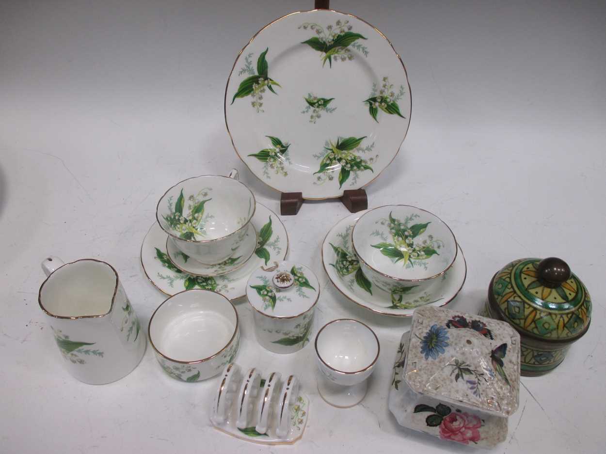 A collection of porcelain, to include a Wedgwood 'Chantecler' pattern part dinner service. Christian
