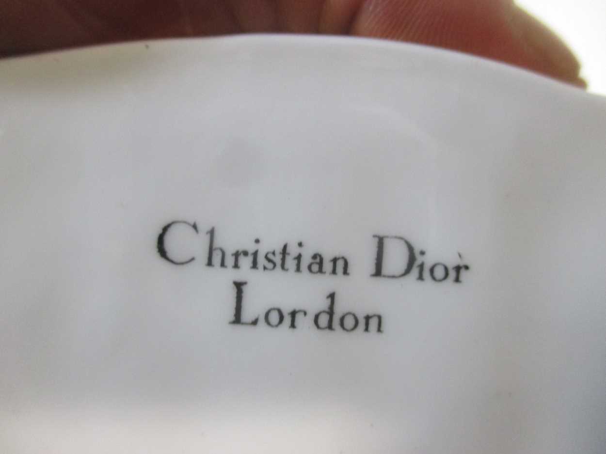 A collection of porcelain, to include a Wedgwood 'Chantecler' pattern part dinner service. Christian - Image 2 of 18