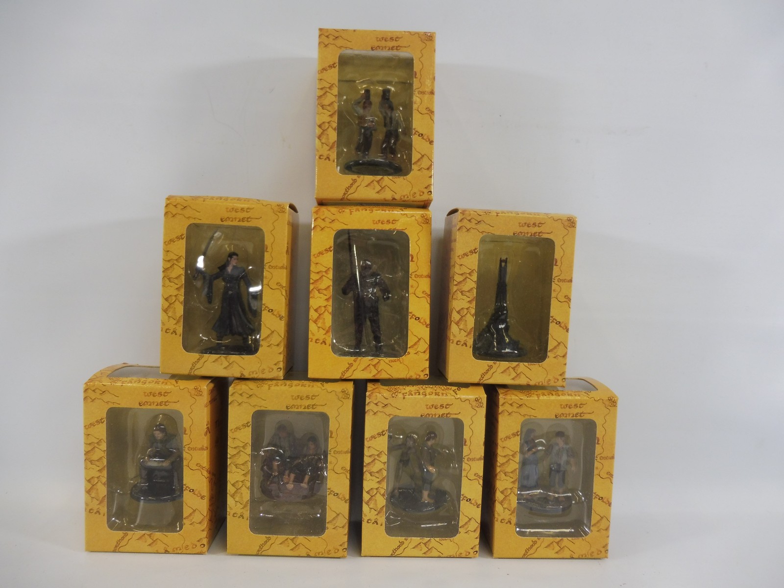 Eight boxed Lord of the Rings collectable figures.