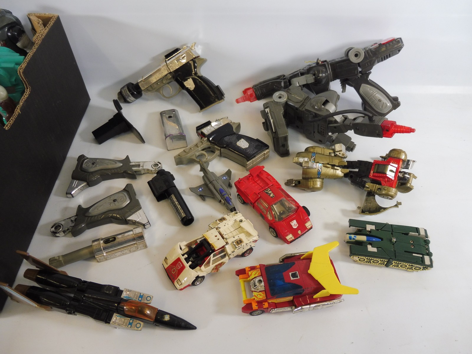 A large amount of mixed transformers to include generation one. - Image 2 of 6