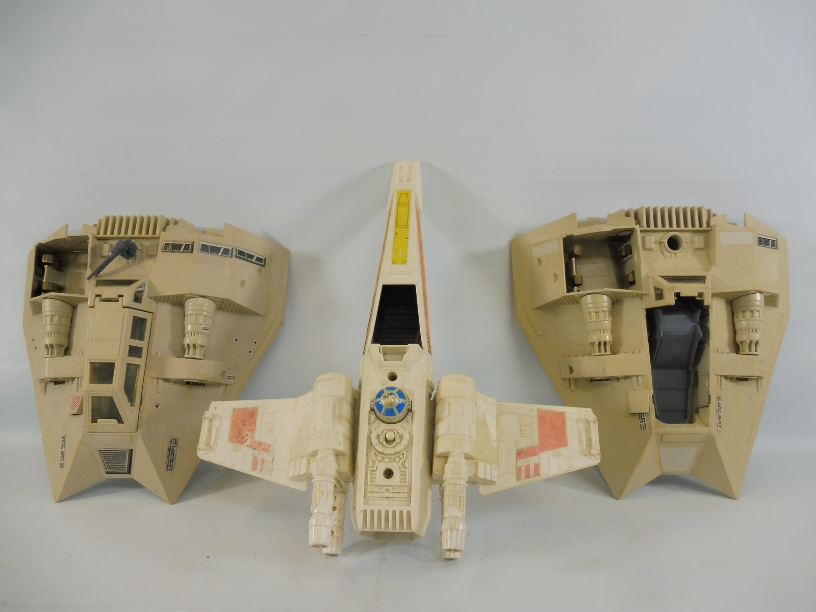 Three original Star Wars vehicles, pieces missing from all. - Image 2 of 13