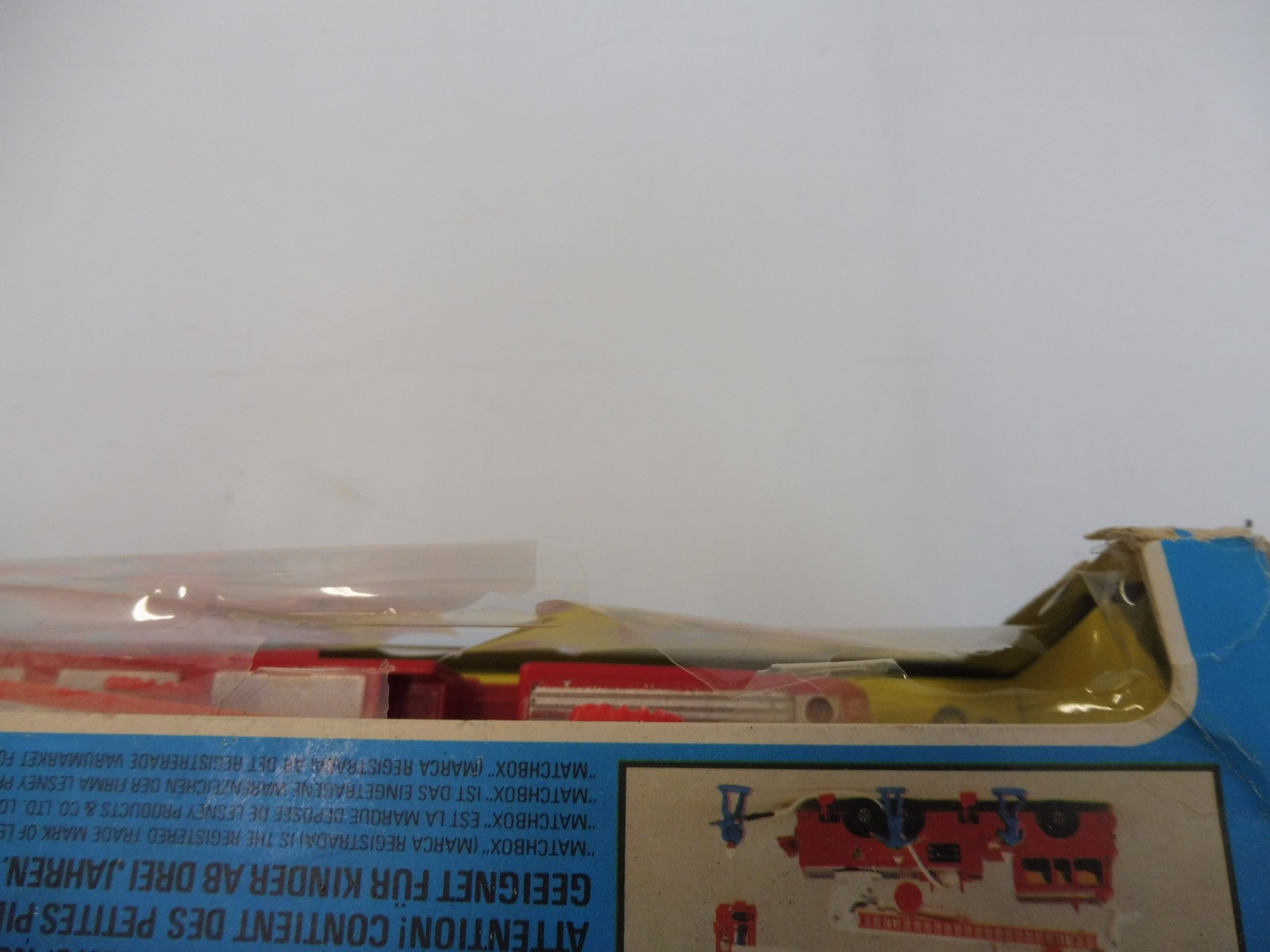 A boxed Matchbox Superkings K-39 Snorkel Fire Engine plus a Superkings K-110 Fire Tender. - Image 6 of 6